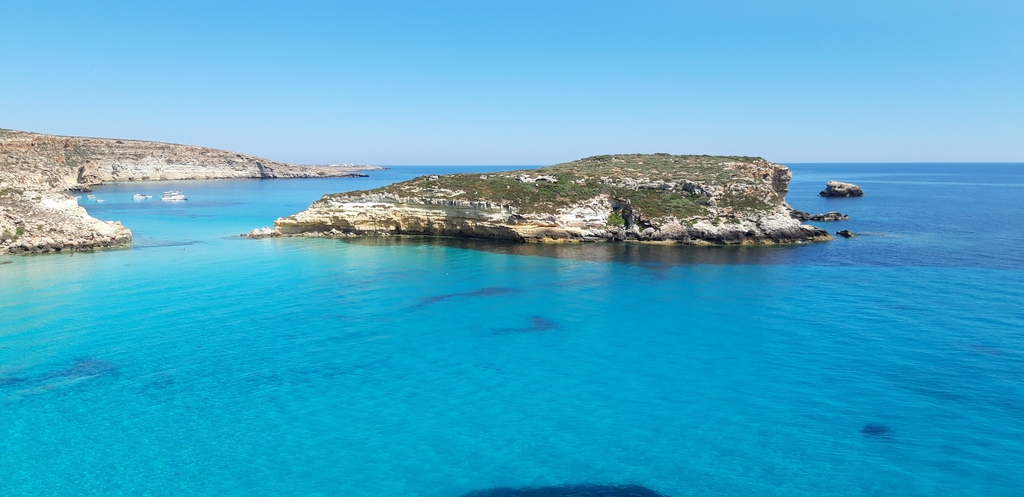Spiaggia dell'Isola di Lampedusa - Lampedusa, (AG), Sicilia