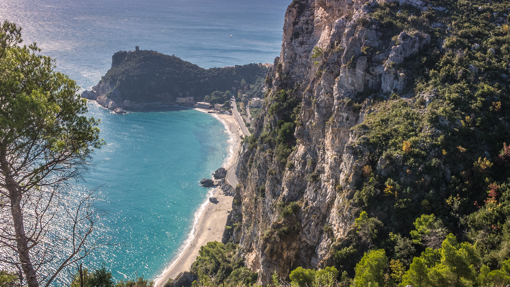 Spiaggia di Baia dei Saraceni - Finale Ligure, ( SV), Liguria