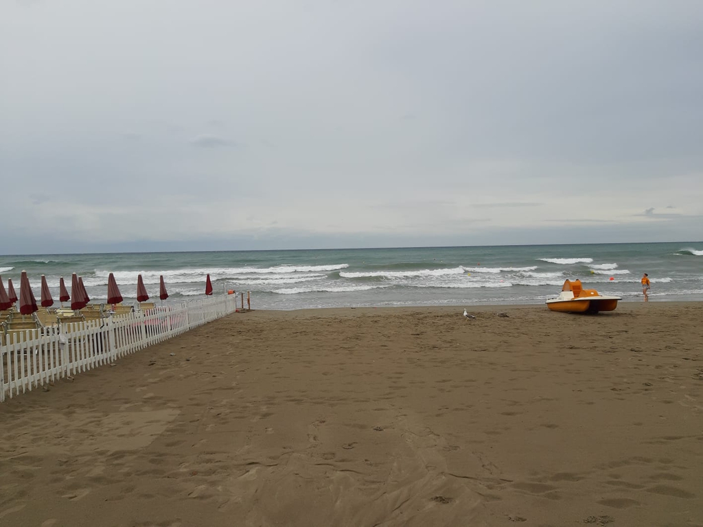 Spiaggia libera Regione Monti - Regione Monti, (Savona), Liguria